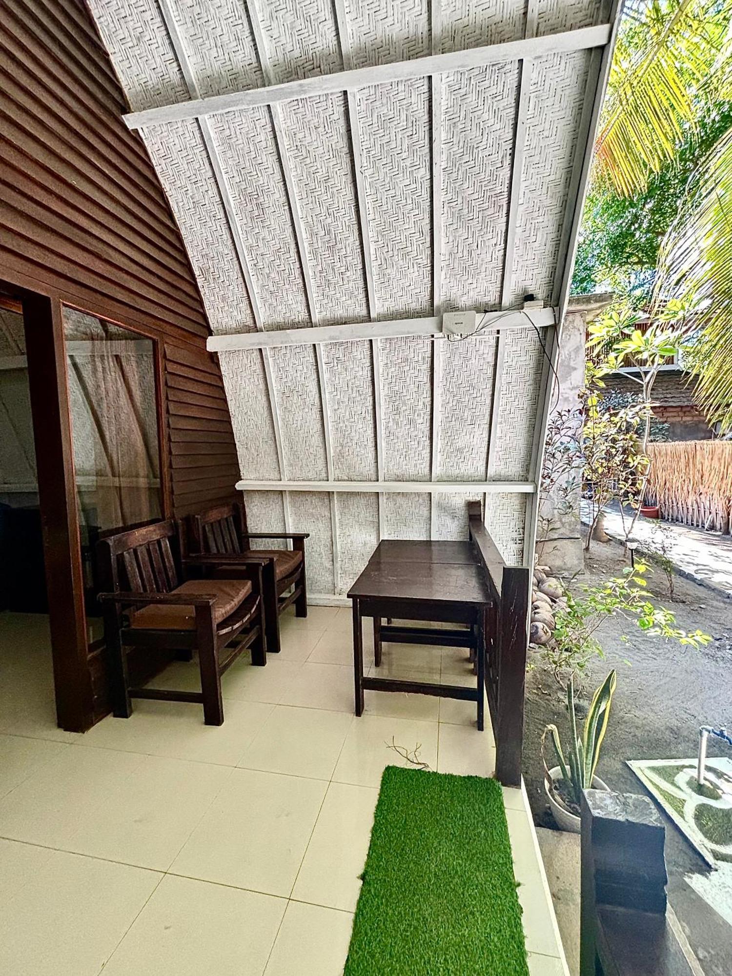 Alibaba Bungalows Гили Еър Екстериор снимка
