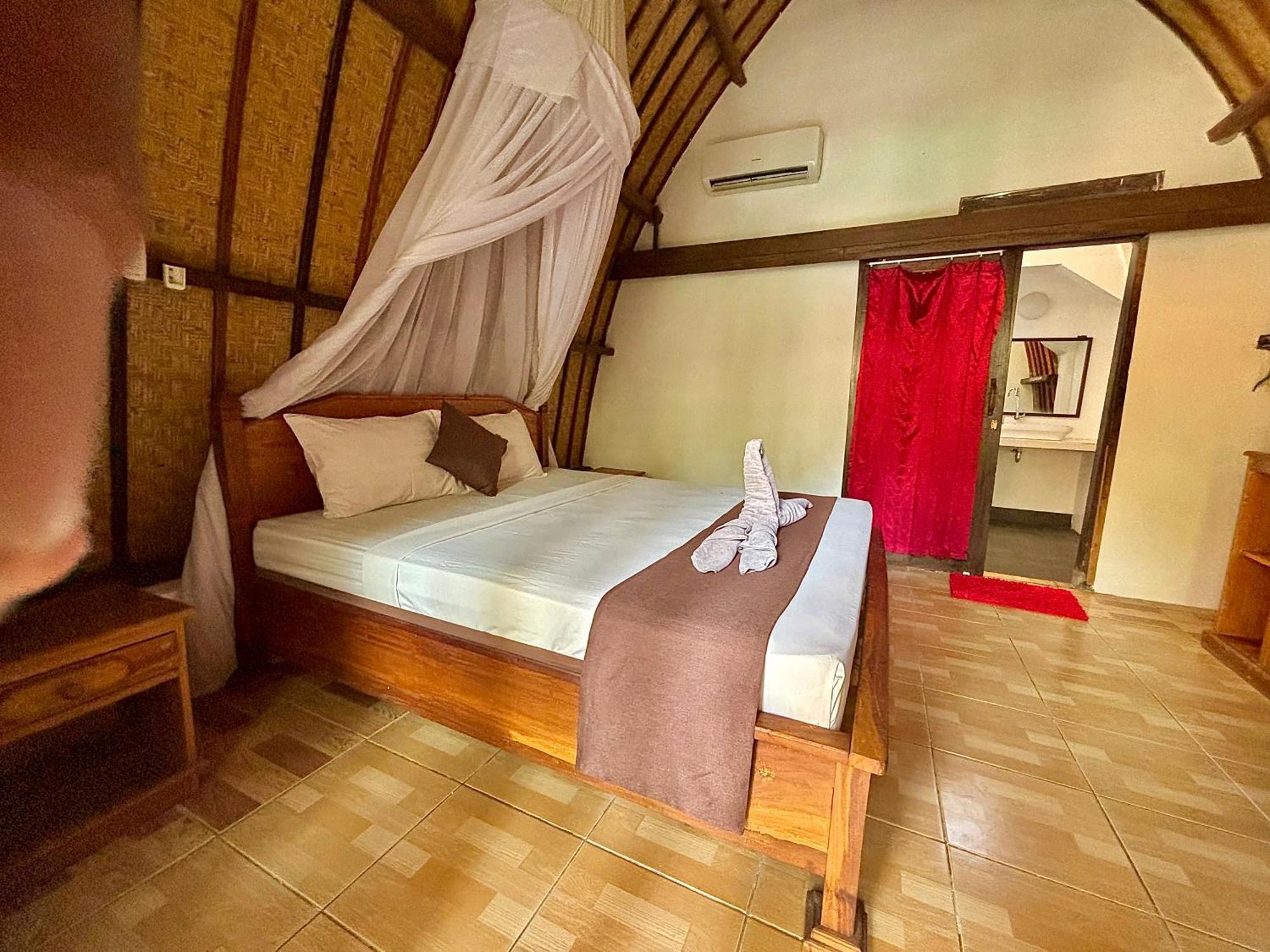 Alibaba Bungalows Гили Еър Екстериор снимка