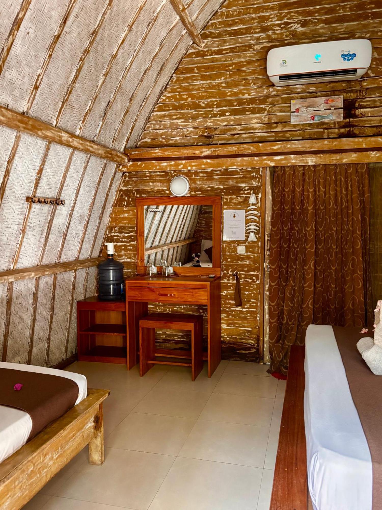 Alibaba Bungalows Гили Еър Екстериор снимка