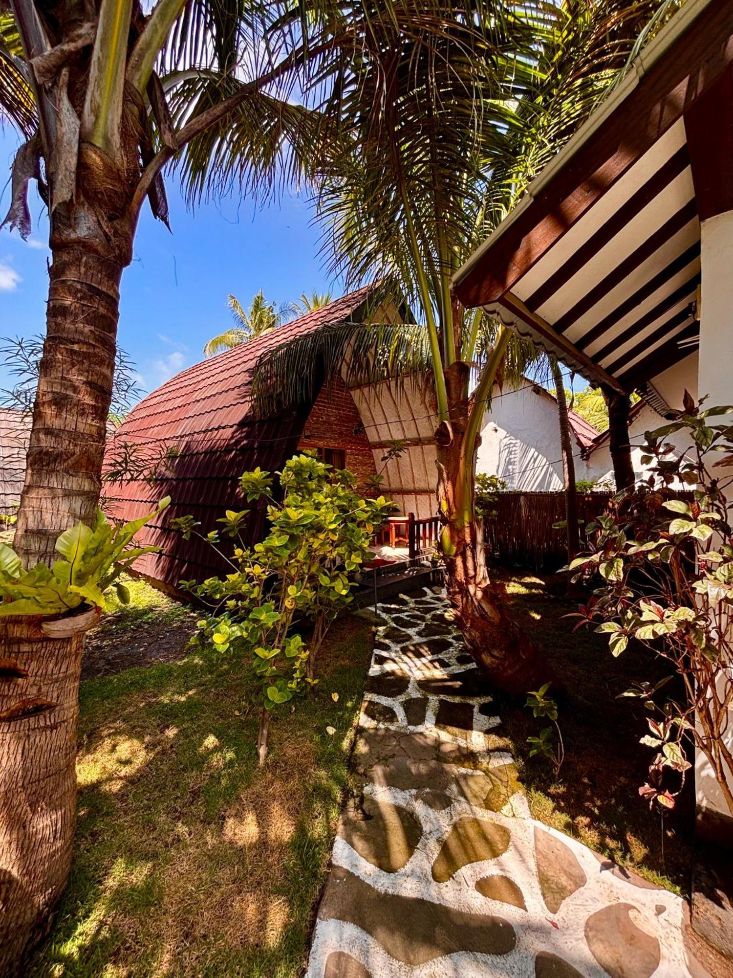 Alibaba Bungalows Гили Еър Екстериор снимка