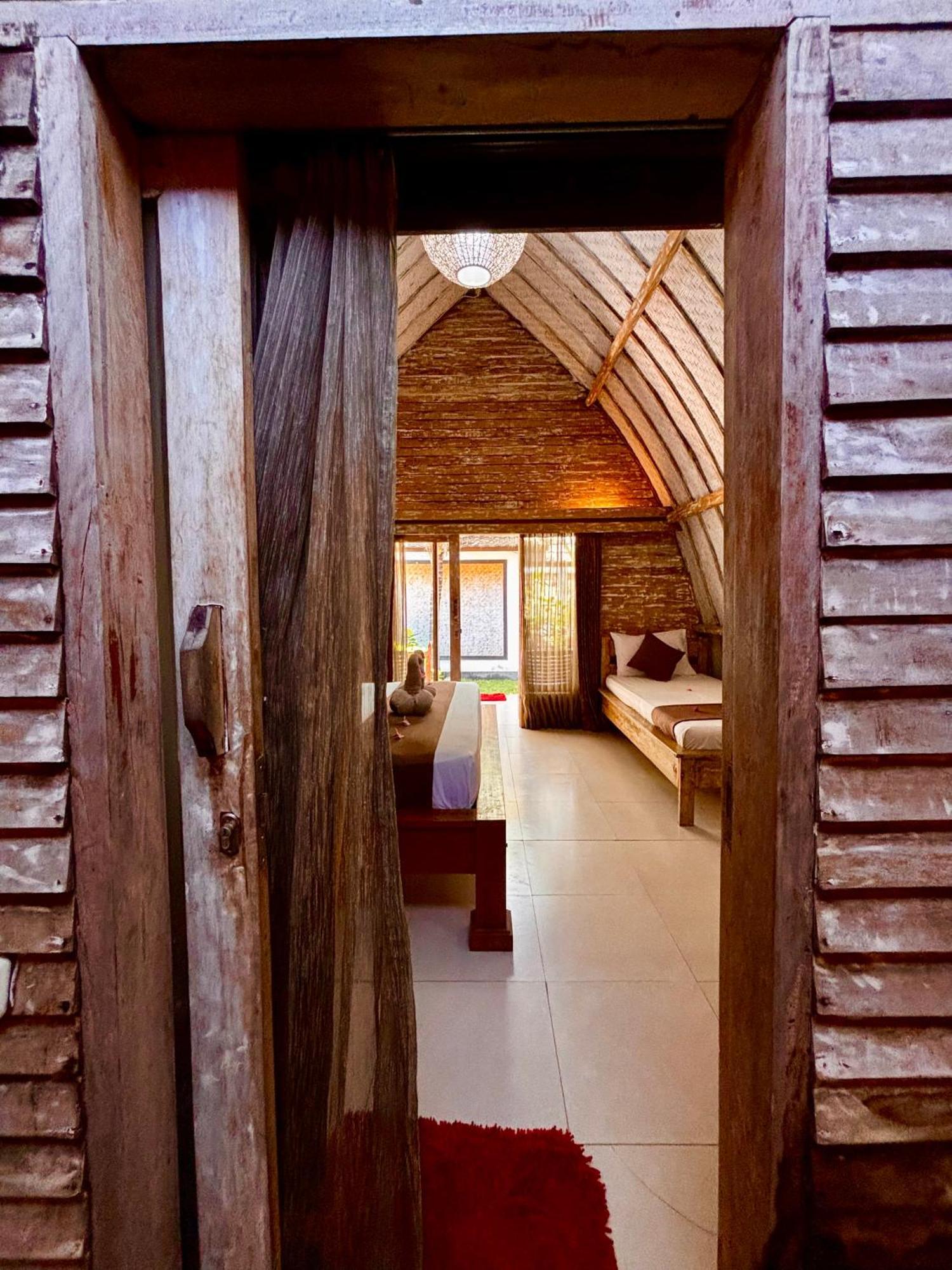 Alibaba Bungalows Гили Еър Екстериор снимка